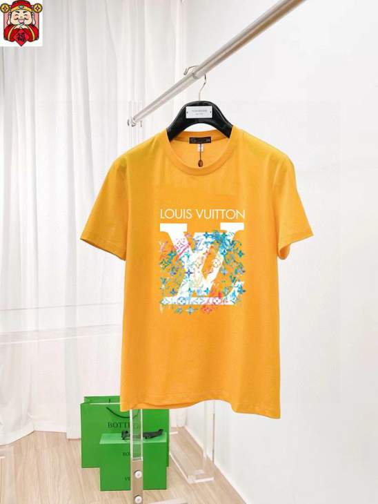 Picture of Louis Vuitton T Shirts Short _SKULVM-5XLkdtr358105